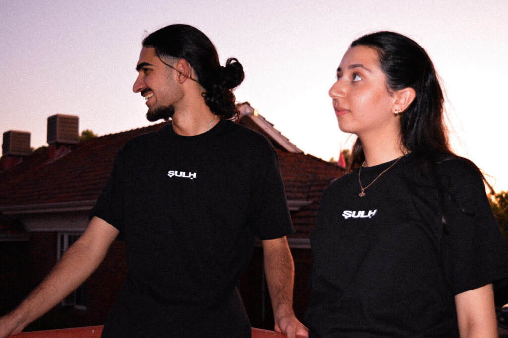 Sulh clothing front male female